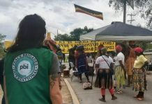 PBI-Honduras accompanies OFRANEH ‘Viva Berta’ camp, alert to presence of the military, police and armoured vehicles