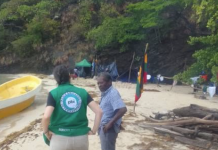 PBI-Honduras observes OFRANEH encampment on Uva Beach (Cayos Cochinos) protesting Spanish TV show Survivors